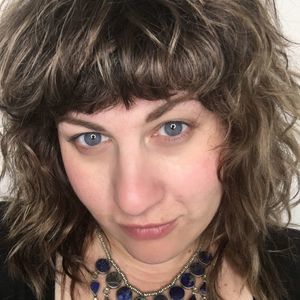 Meet your Posher, Elle